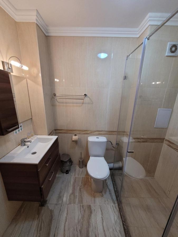 Семеен Хотел Прованс Ахелой Exteriör bild